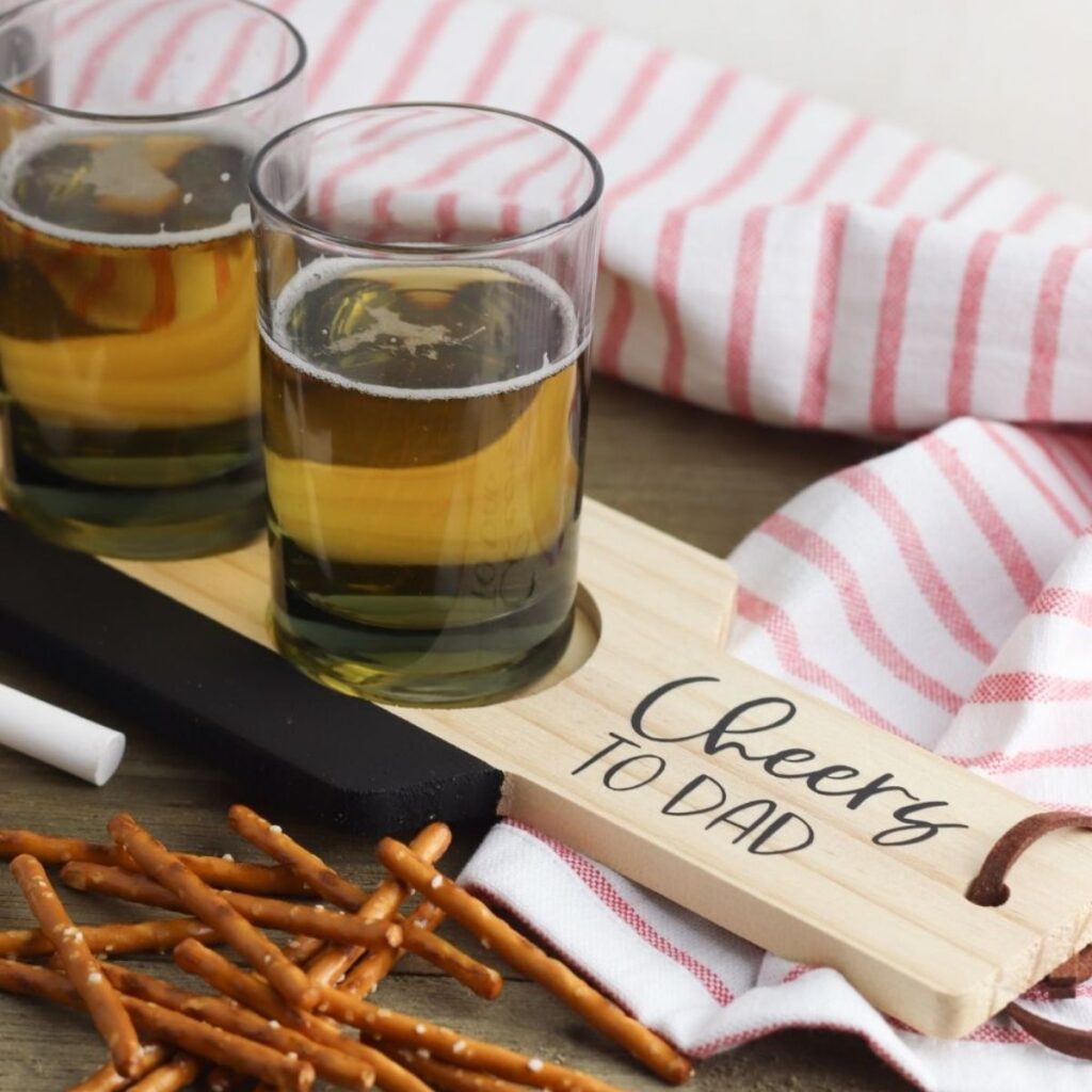 Make Dad Smile This Father’s Day with These 28 Easy Crafts