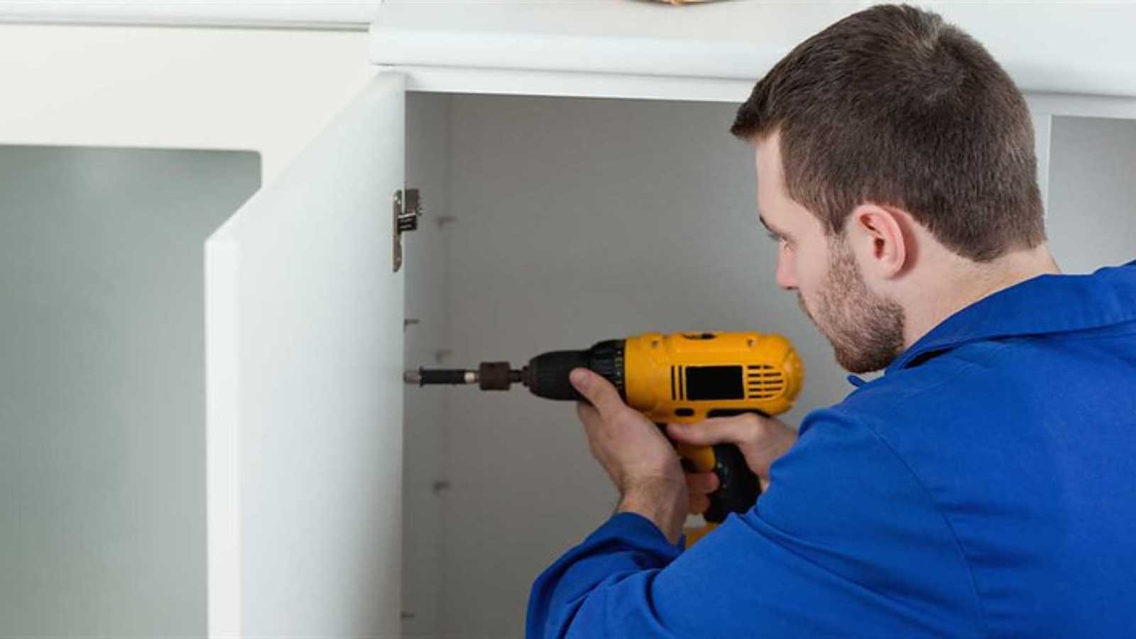 repair, cabinet, bathroom cabinet, repairman