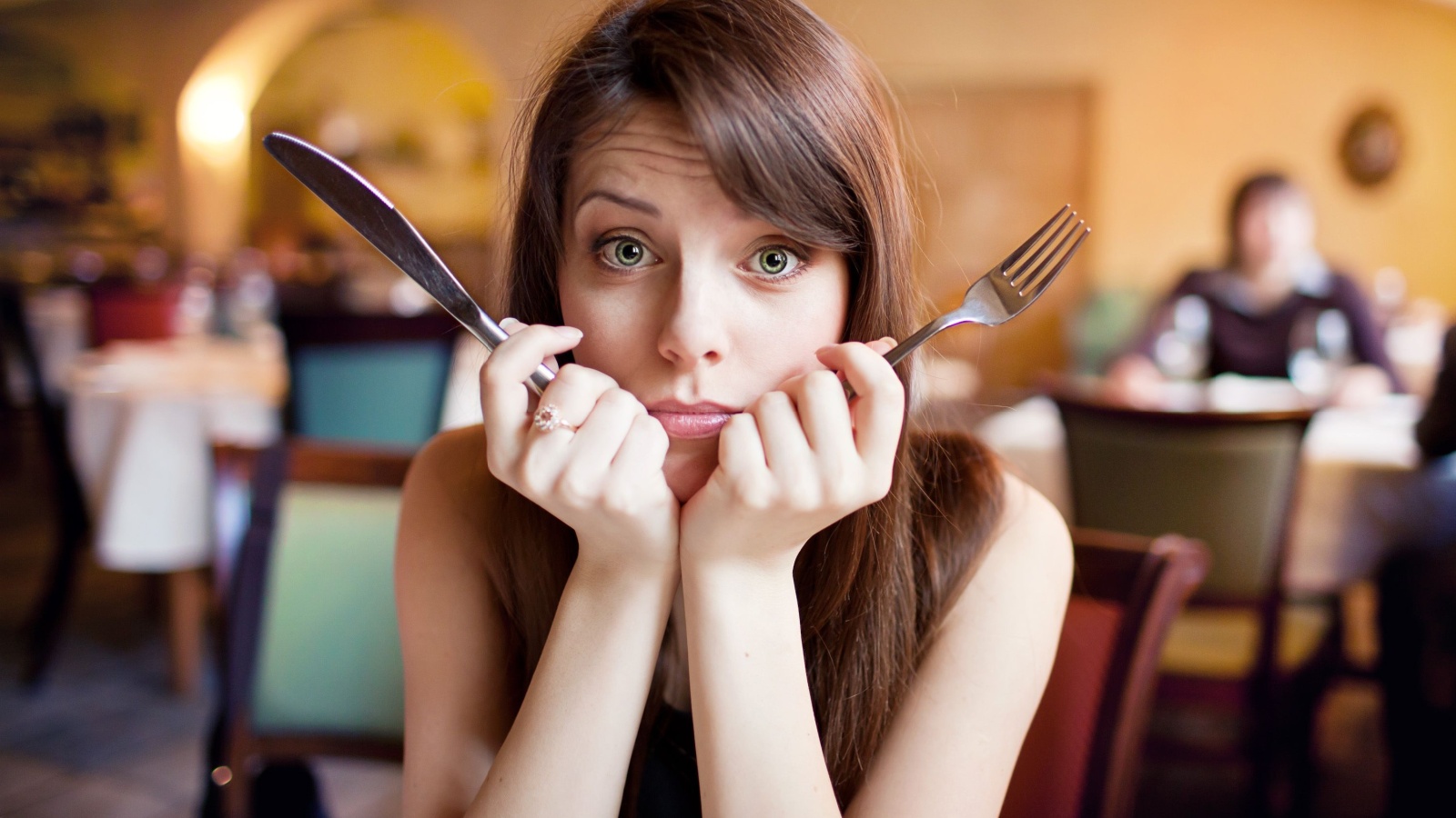 17 Important Table Manners Everyone Should Master