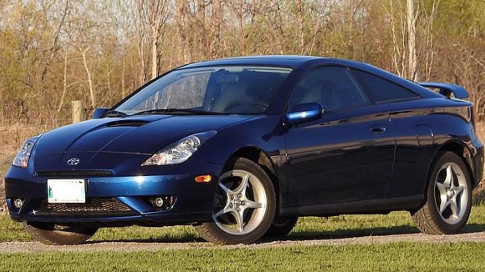 15 Once-Trendy Cars That Have Lost Their Cool Factor