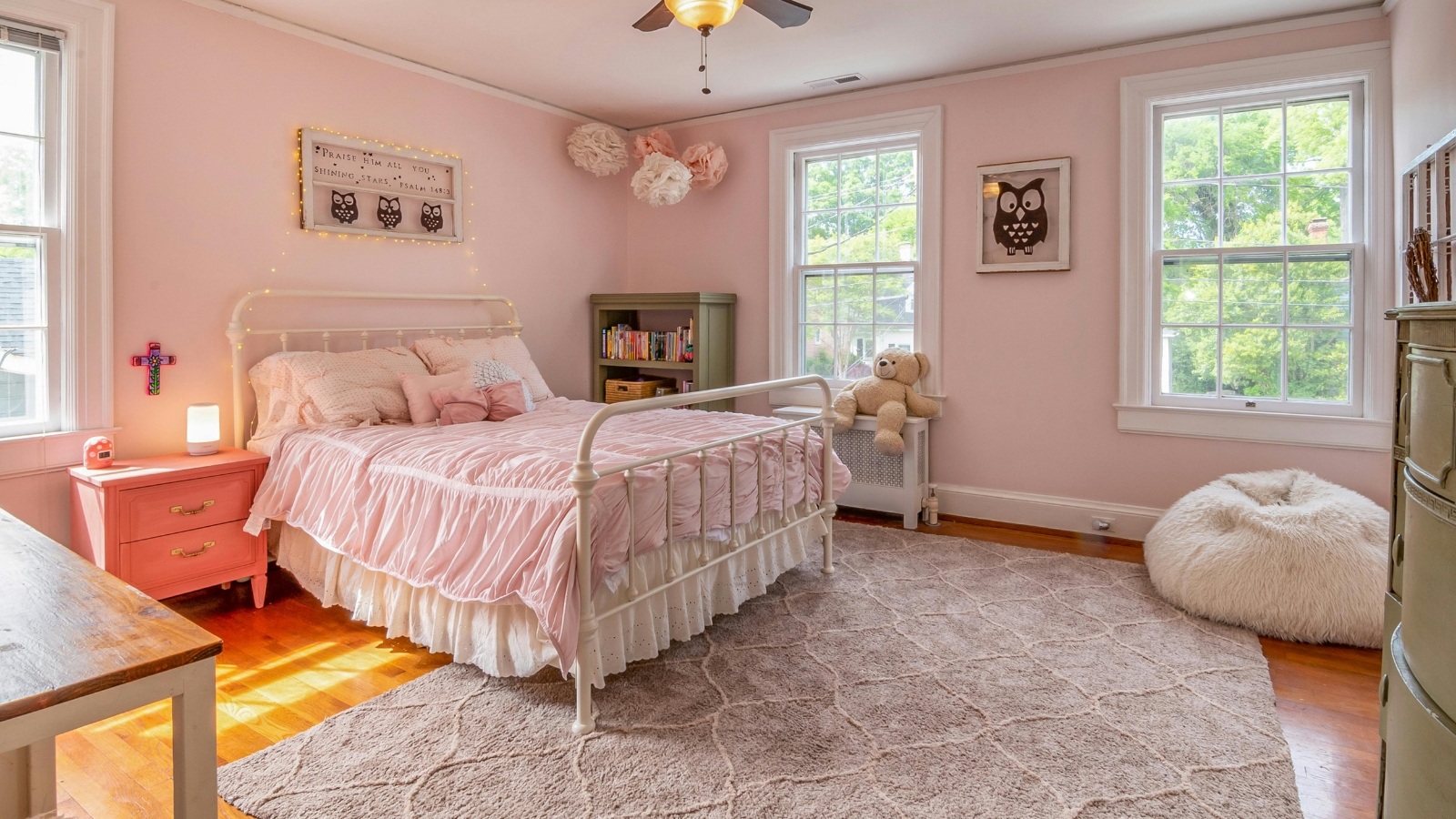 14 Forgotten Bedroom Trends from the ’80s That No One Would Recognize Today