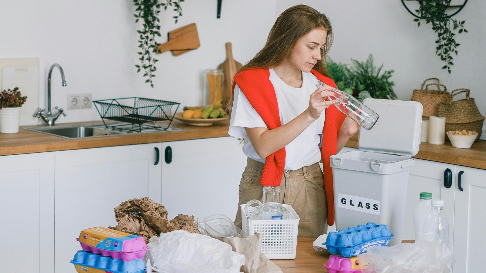 10 Essential Home Items You Should Never Toss When Decluttering