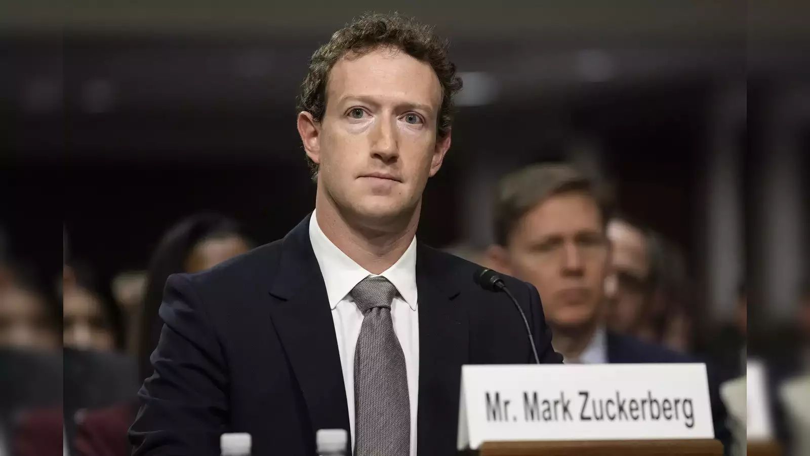 Billionaires Who Proved You Don’t Need a Degree to Succeed