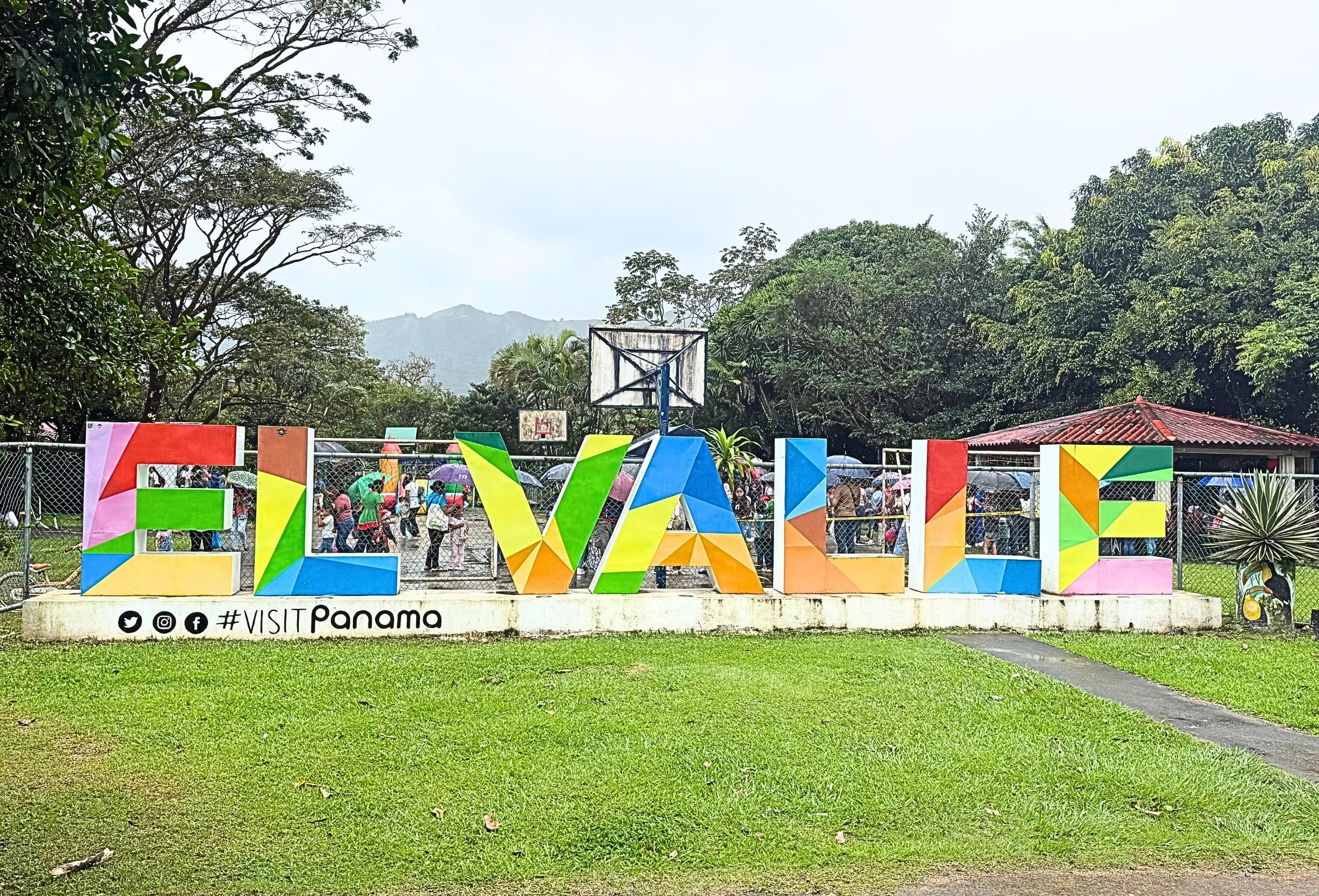 el valle sign panama